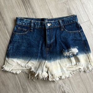 No Boundaries High Rise Jean Shorts Size 5